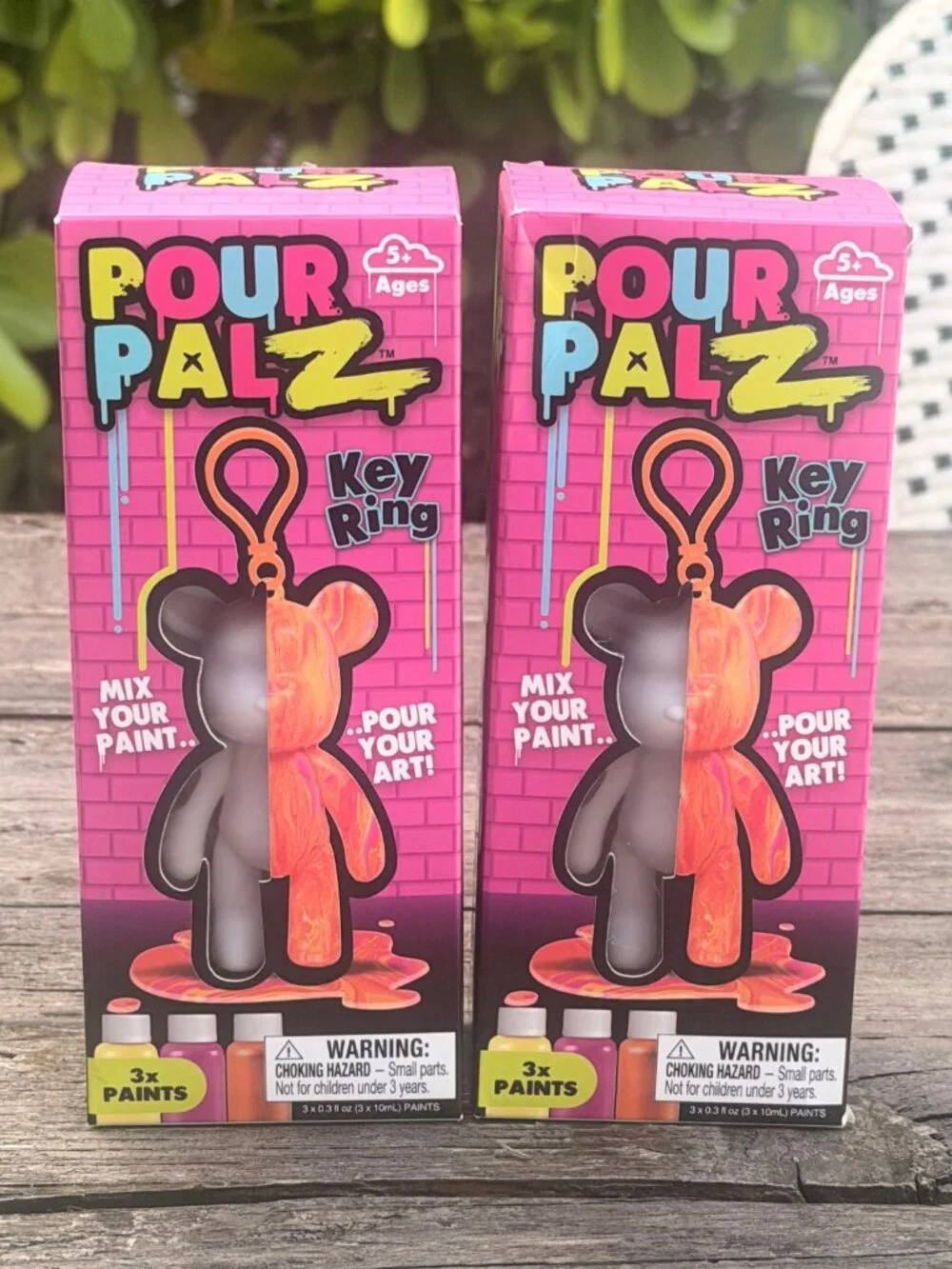 NEW Set of 2 ToyMonster Pour Palz Key Ring DIY Paint Pour Art Kit Keychain BEAR
